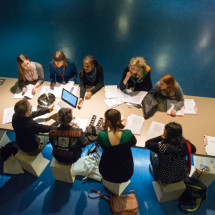 Teilnehmer/innen des Learning Place, 18.03.2013, at FORMER WEST: Documents, Constellations, Prospects, 18.–24.03.2013, Haus der Kulturen der Welt, Berlin (Foto: Marcus Lieberenz/bildbuehne.de)